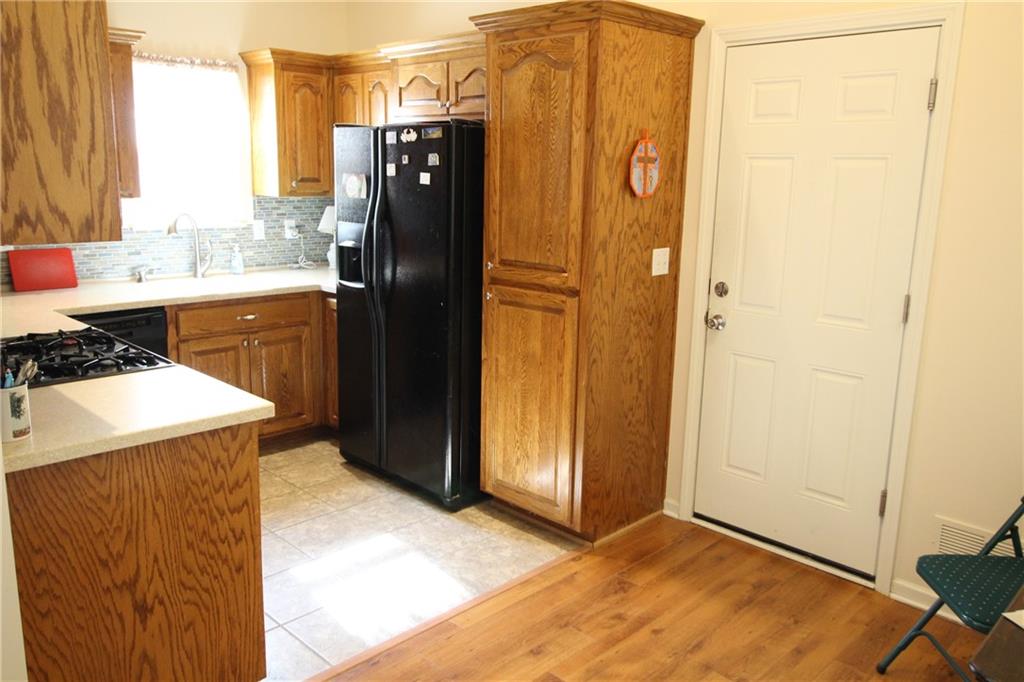 1661 Fall Creek Drive Property Photo 27