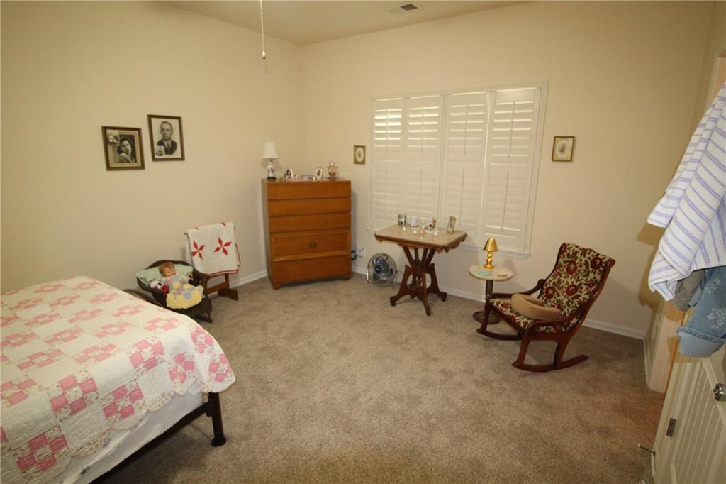 1661 Fall Creek Drive Property Photo 31