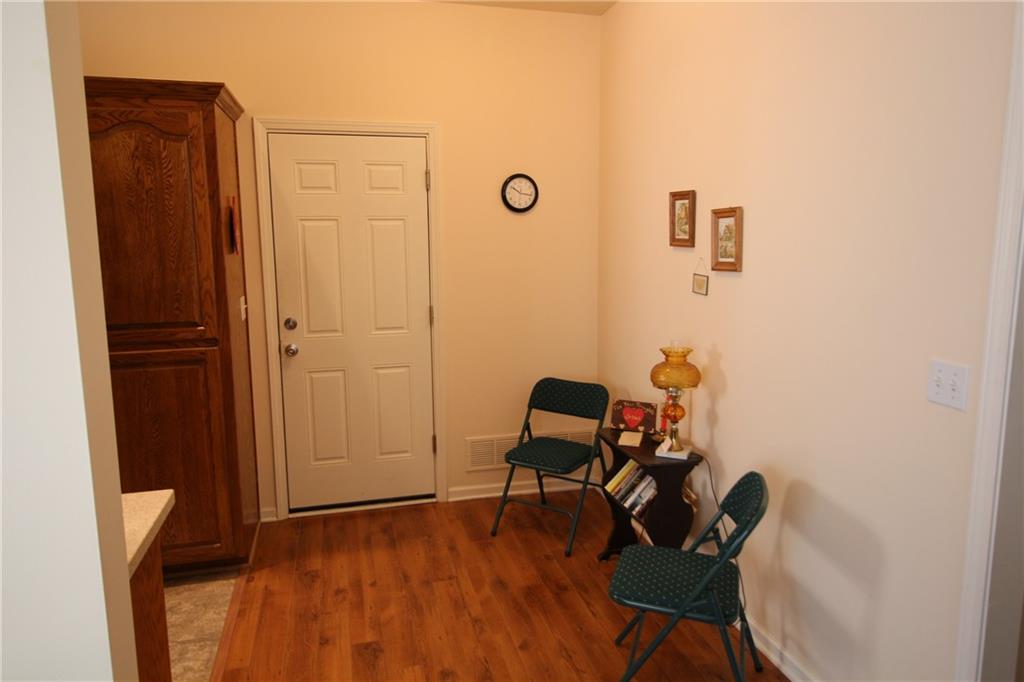 1661 Fall Creek Drive Property Photo 33