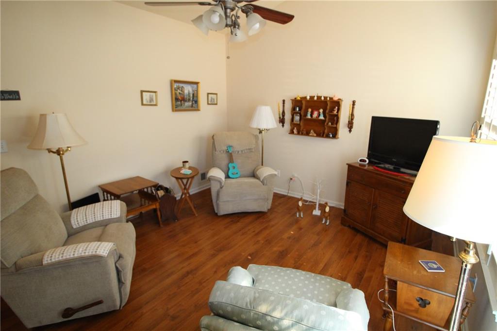 1661 Fall Creek Drive Property Photo 37