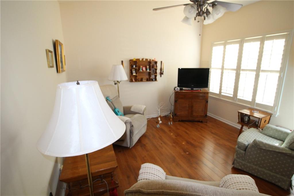 1661 Fall Creek Drive Property Photo 38