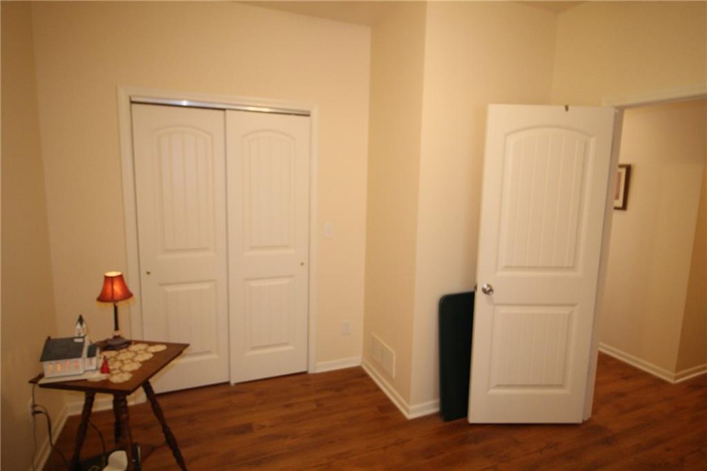 1661 Fall Creek Drive Property Photo 38