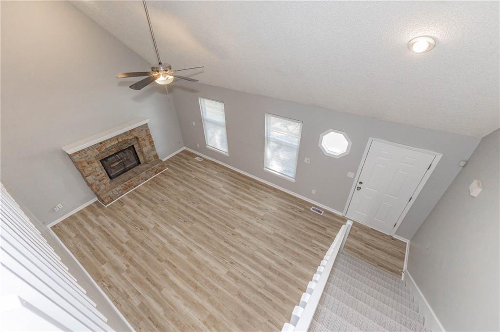 14802 W 149th Street Property Photo 14