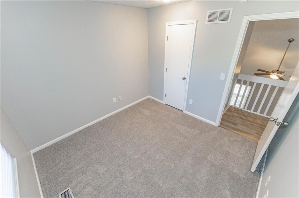 14802 W 149th Street Property Photo 17