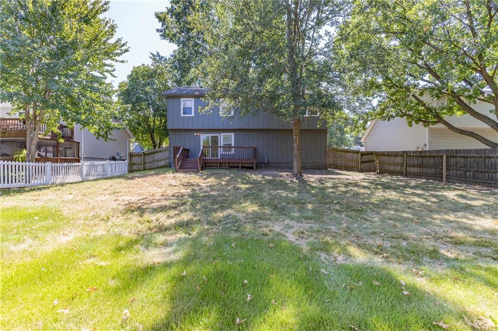 14802 W 149th Street Property Photo 35
