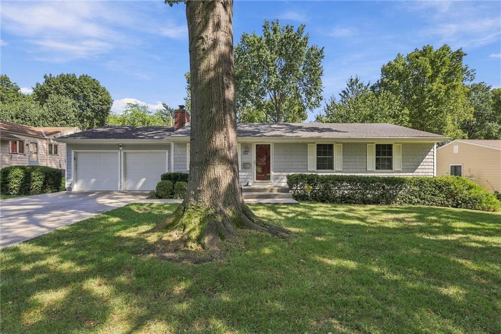 8703 Belleview Avenue Property Photo 1