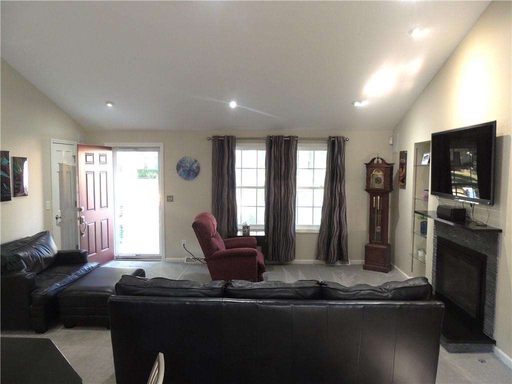 8703 Belleview Avenue Property Photo 5