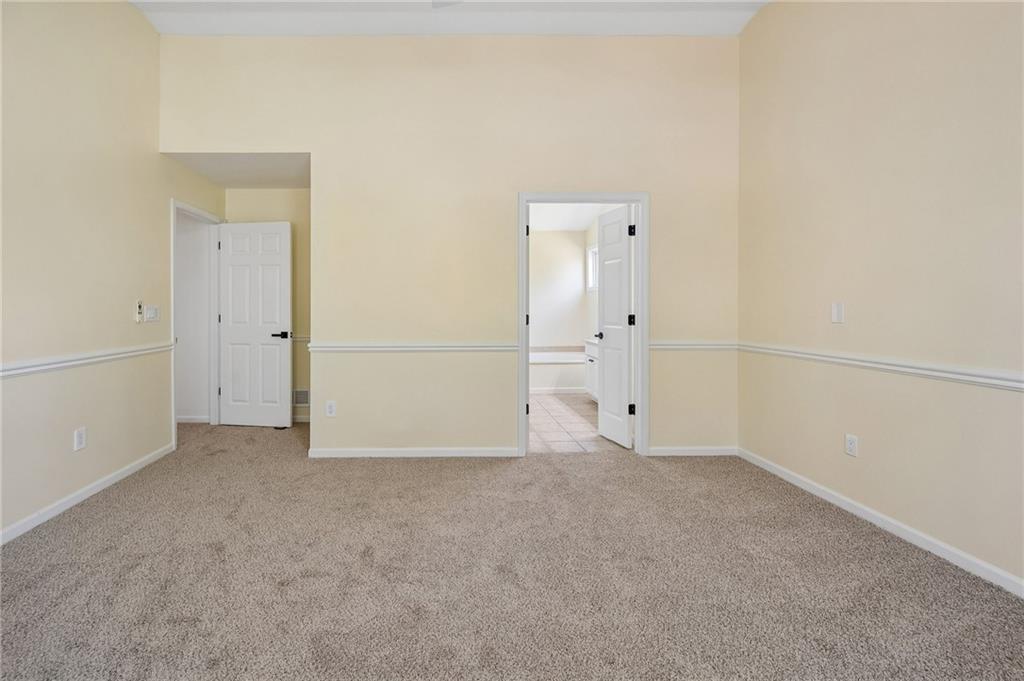 15113 W 156th Terrace Property Photo 18