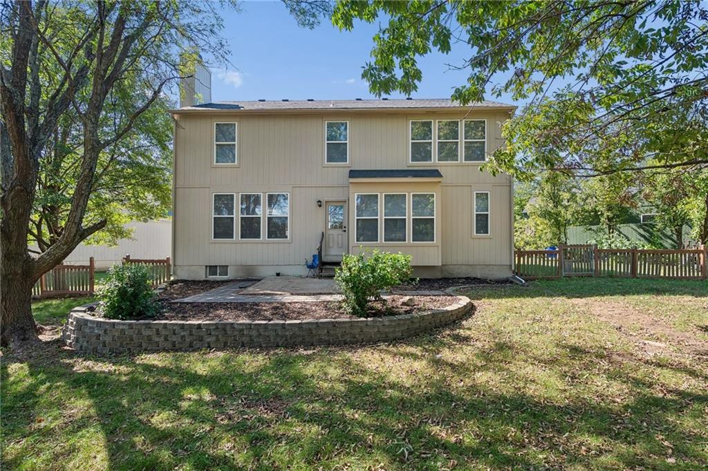 15113 W 156th Terrace Property Photo 35
