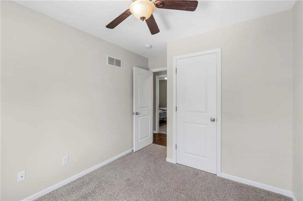 1403 Dickinson Road Property Photo 20