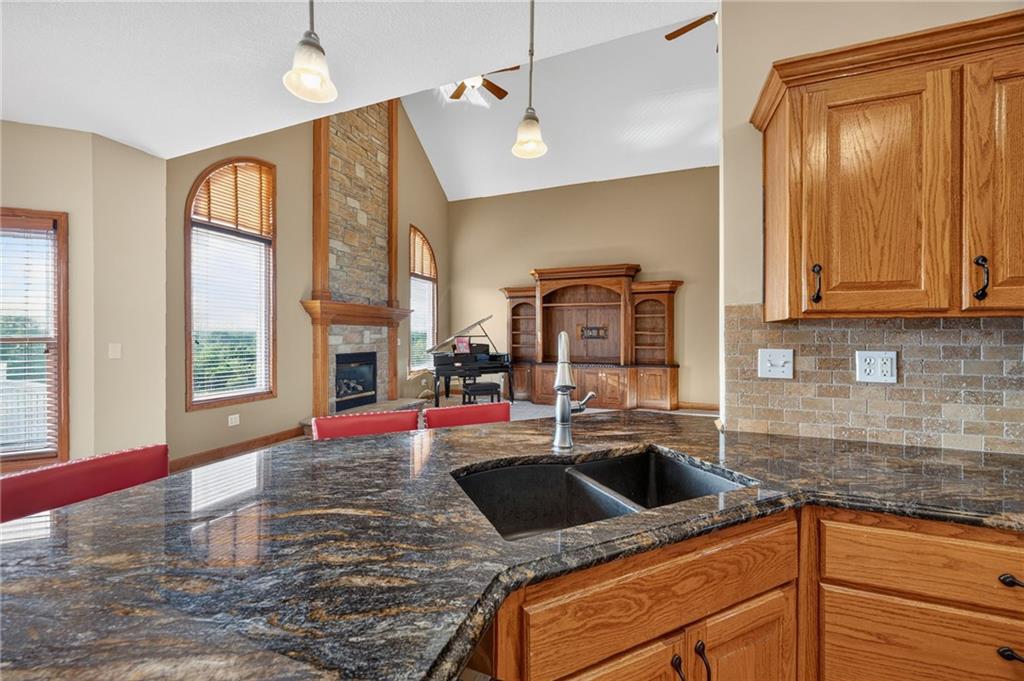 10030 Airfield Lane Property Photo 11