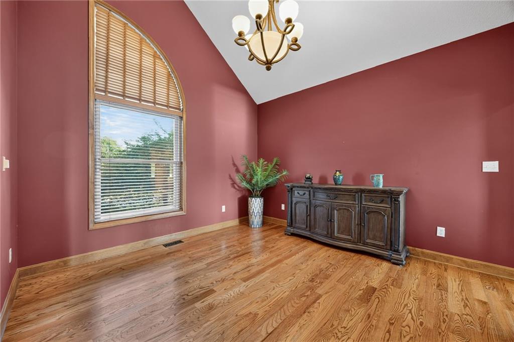 10030 Airfield Lane Property Photo 12