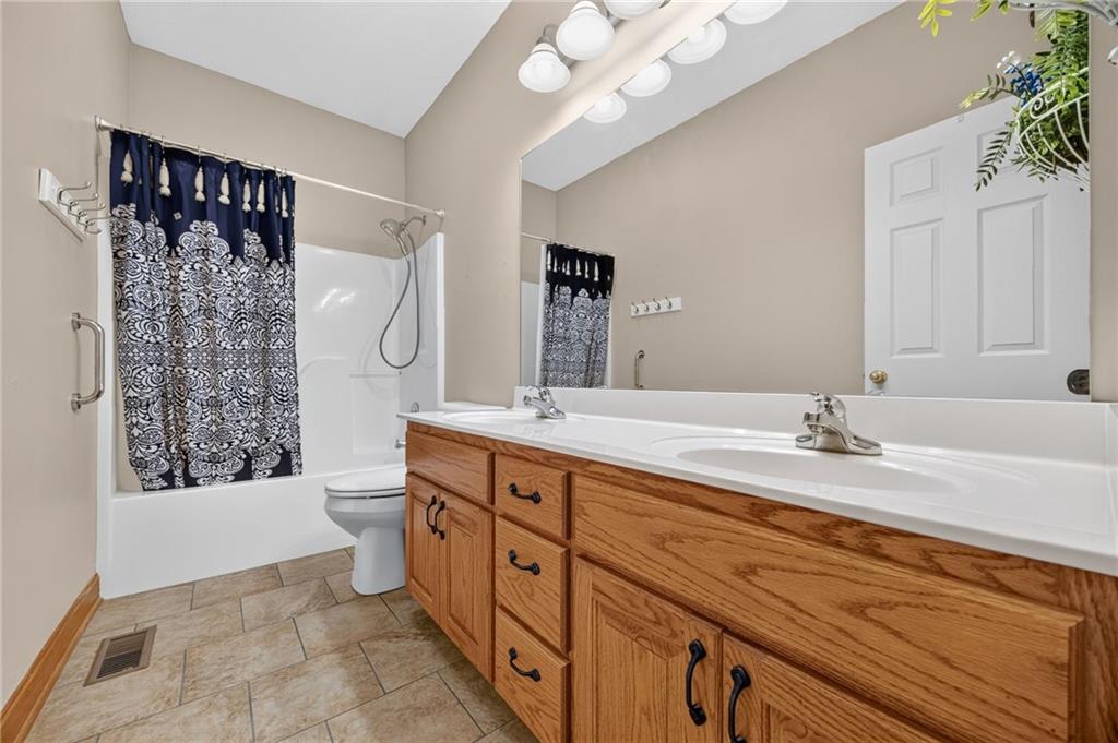 10030 Airfield Lane Property Photo 31
