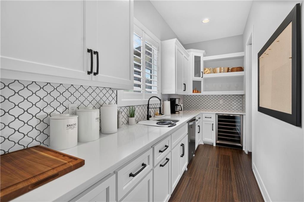 404 South Shore Drive Property Photo 19