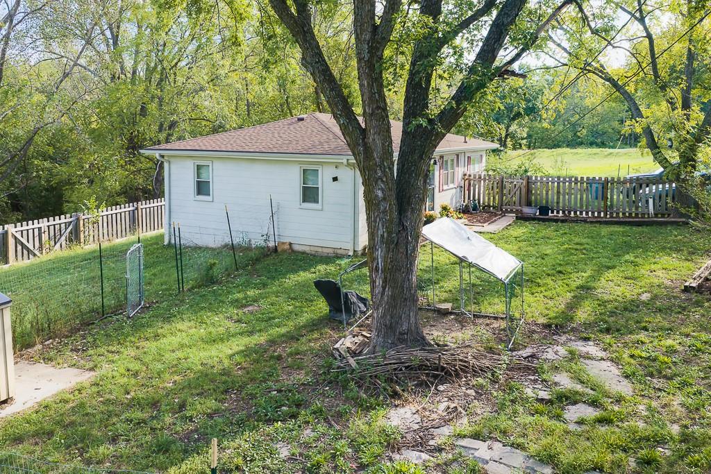 31376 Old Kc Road Property Photo 17