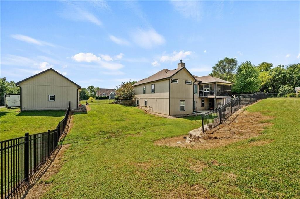 18220 Prairie View Drive Property Photo 46