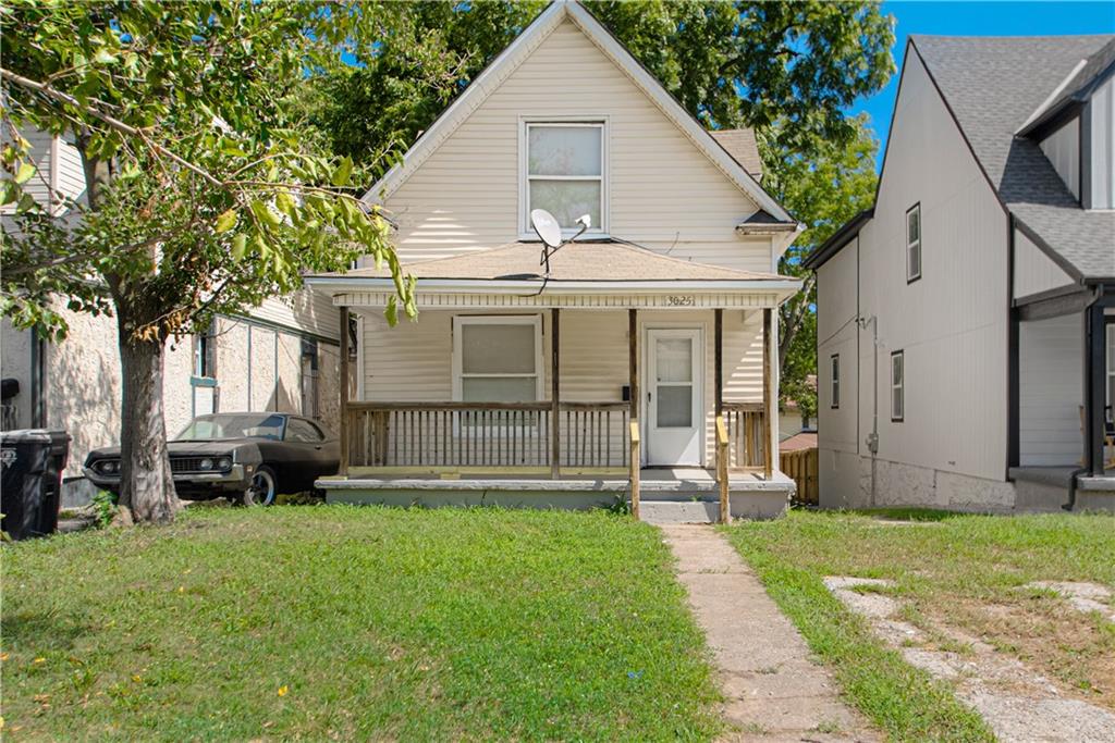 3025 Wayne Avenue Property Photo 1