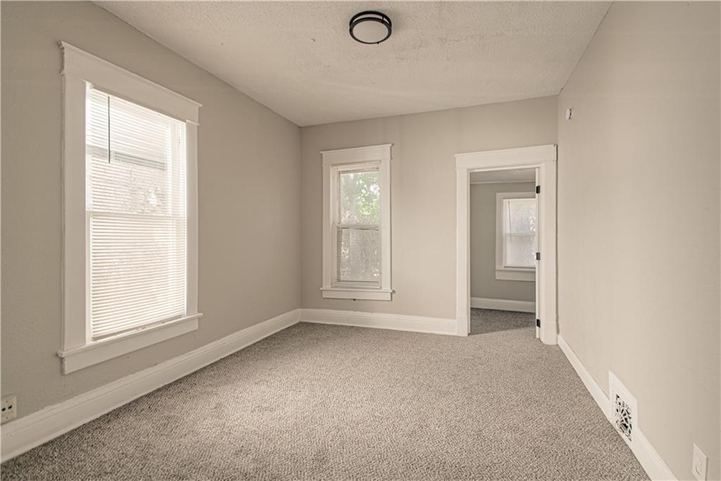3025 Wayne Avenue Property Photo 13