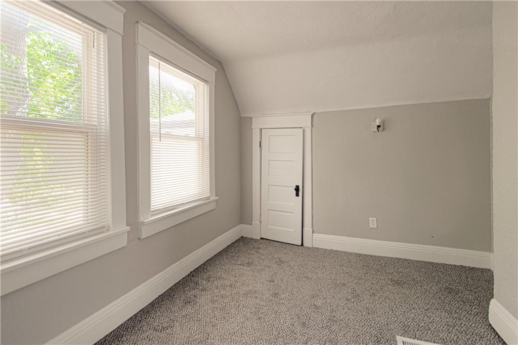 3025 Wayne Avenue Property Photo 19