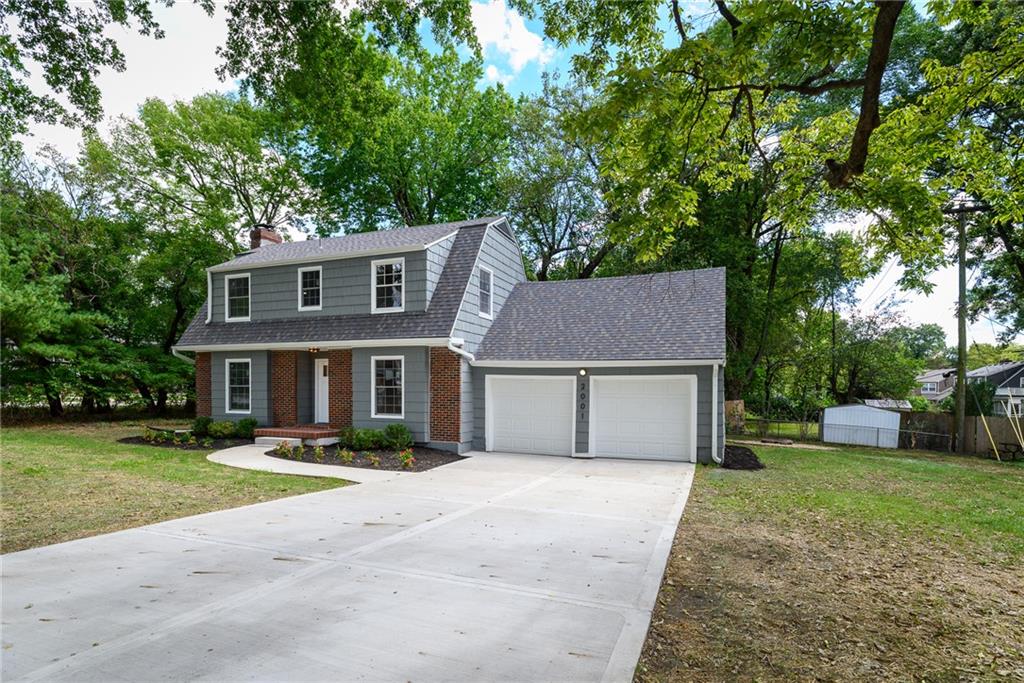 2001 W 79 Street Property Photo
