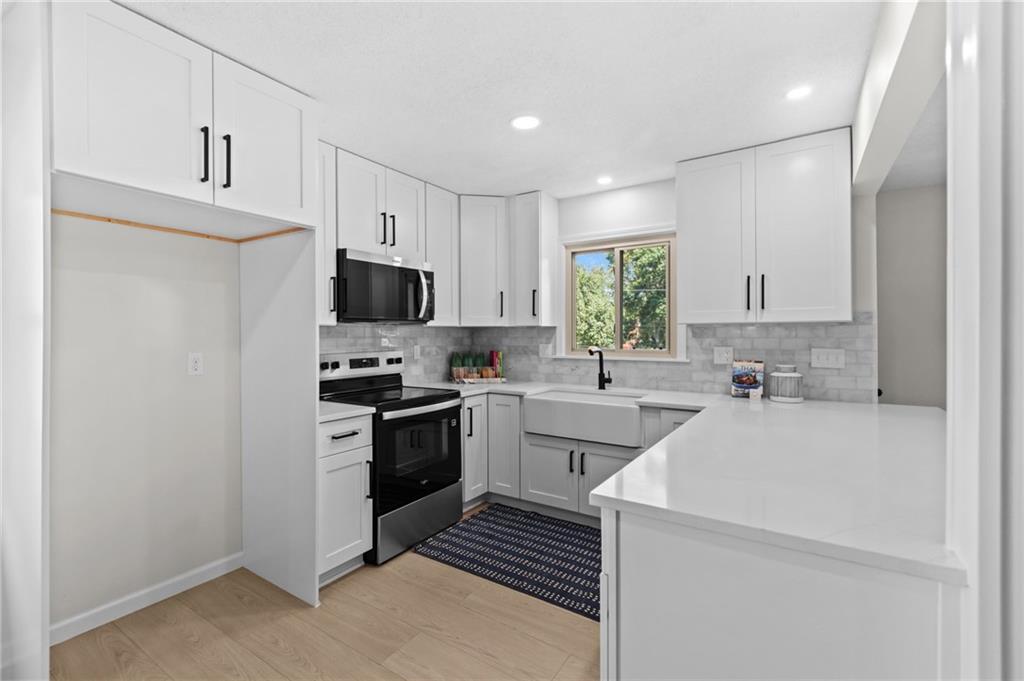 5813 Sterling Avenue Property Photo 12