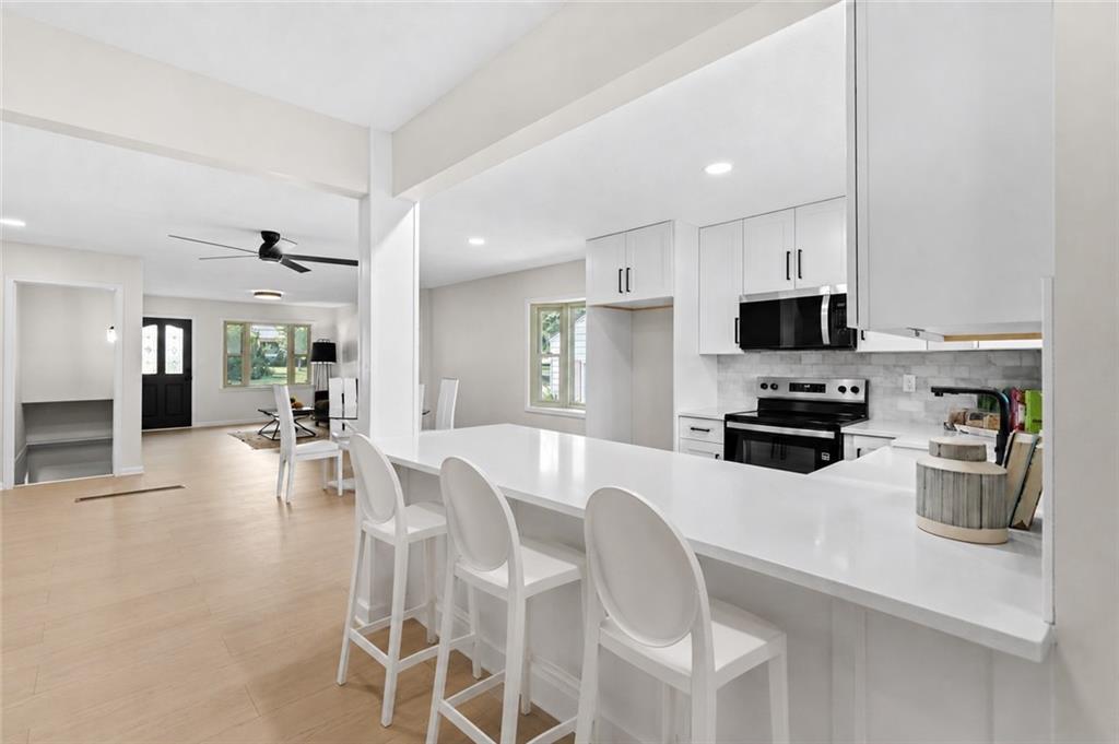 5813 Sterling Avenue Property Photo 13