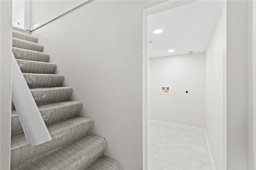 5813 Sterling Avenue Property Photo 23