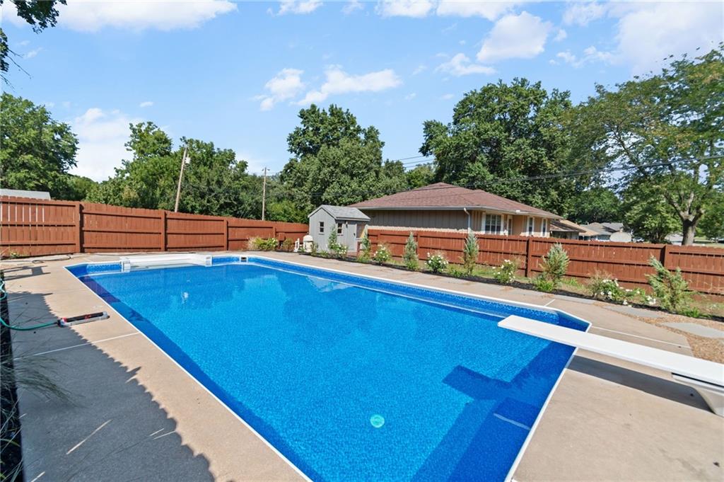 5813 Sterling Avenue Property Photo 34