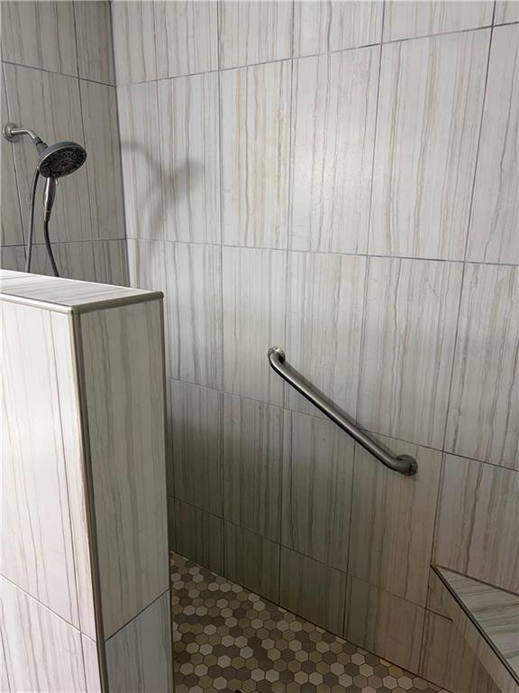 915 215th Street Property Photo 25