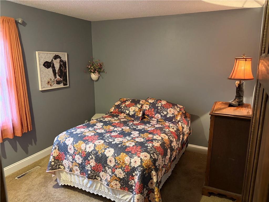 915 215th Street Property Photo 32