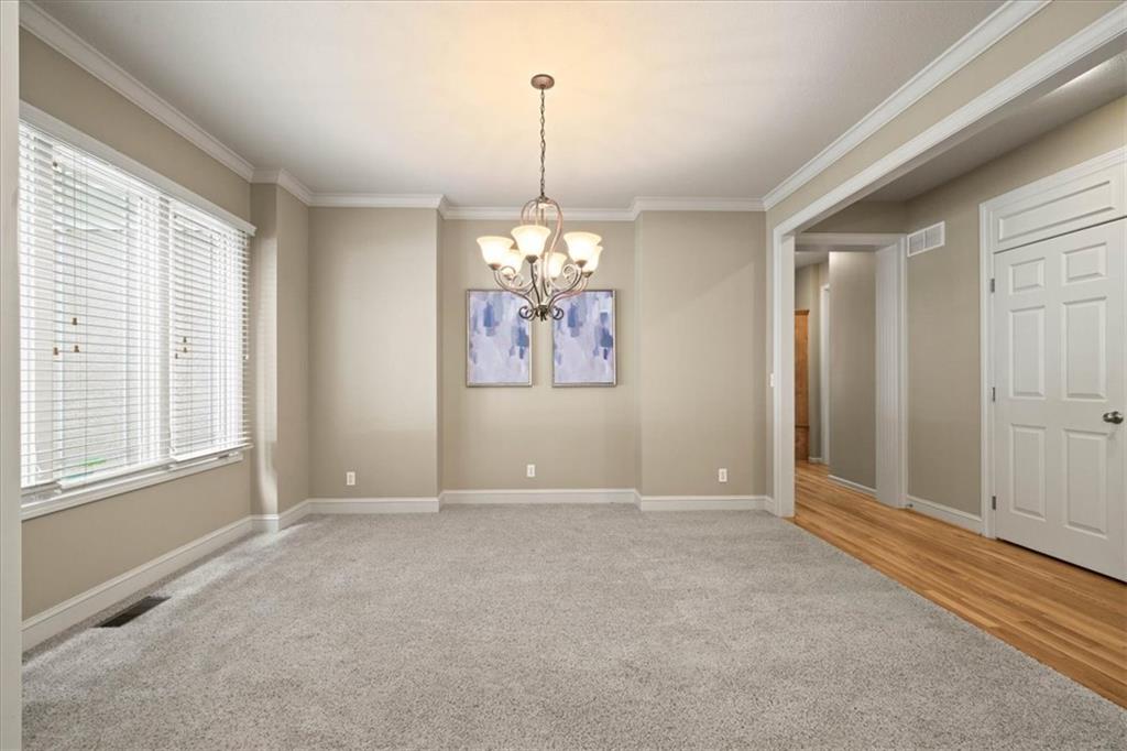 8426 Haven Street Property Photo 5