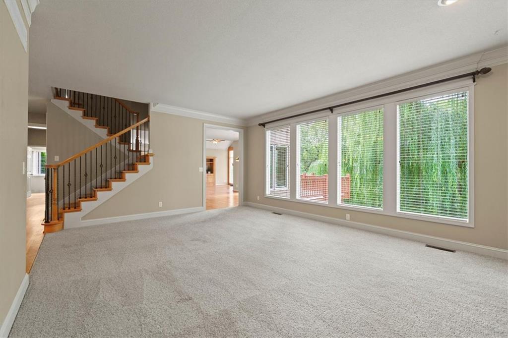 8426 Haven Street Property Photo 8