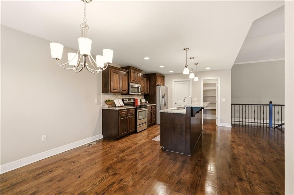7524 N Eastern Avenue Property Photo 11