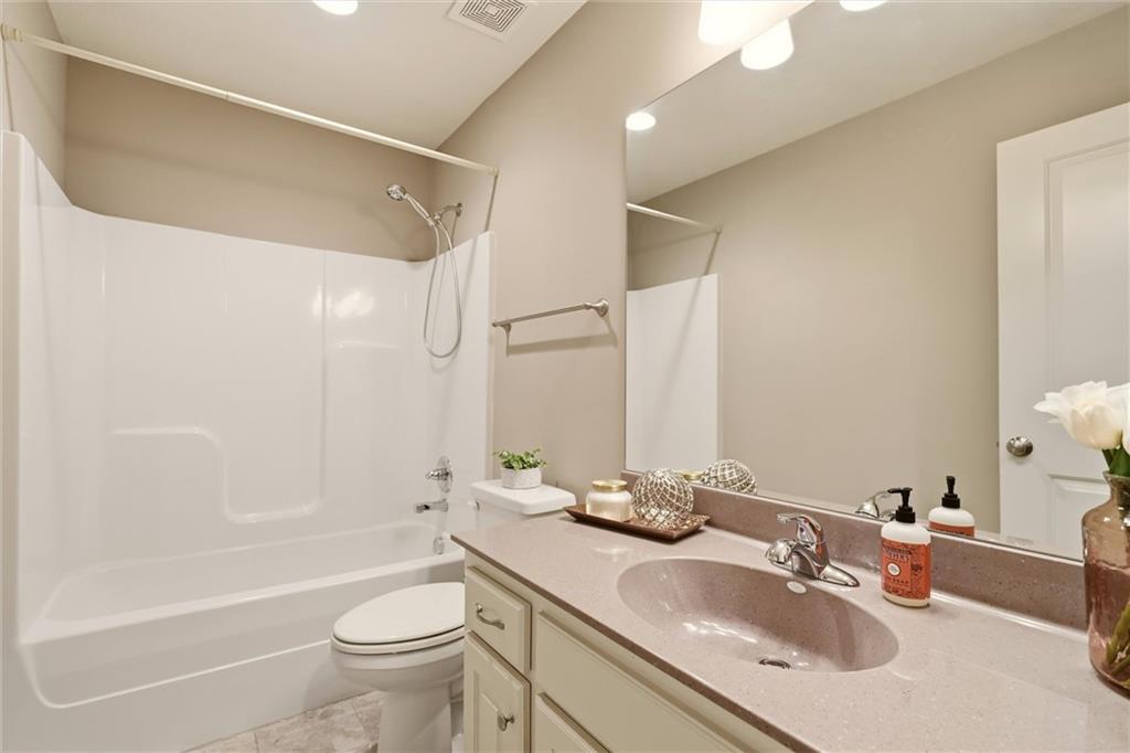 7524 N Eastern Avenue Property Photo 28
