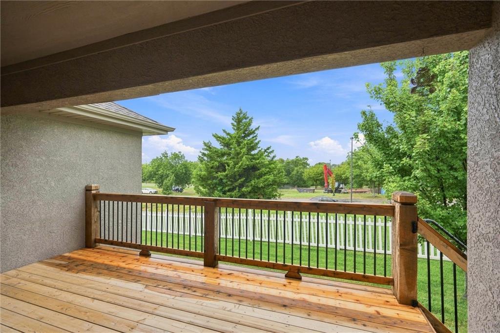 7524 N Eastern Avenue Property Photo 31