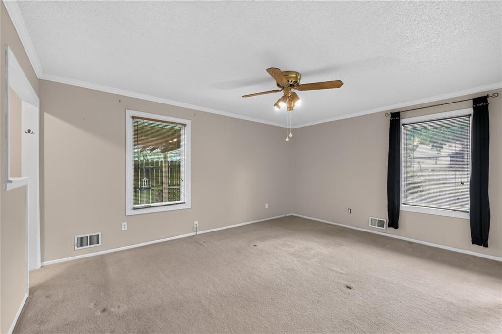 906 Nw Chestnut Circle Property Photo 18
