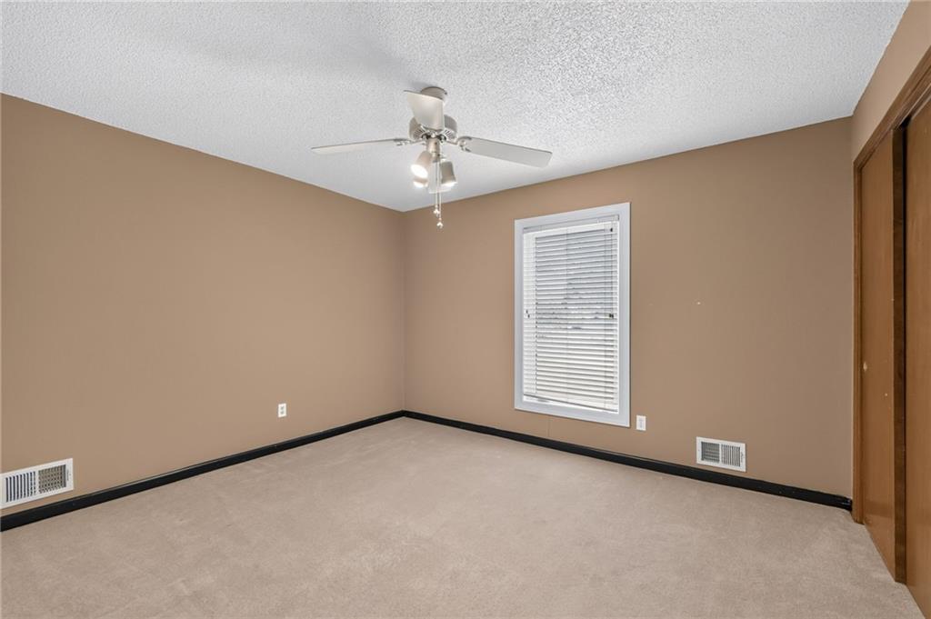 906 Nw Chestnut Circle Property Photo 22