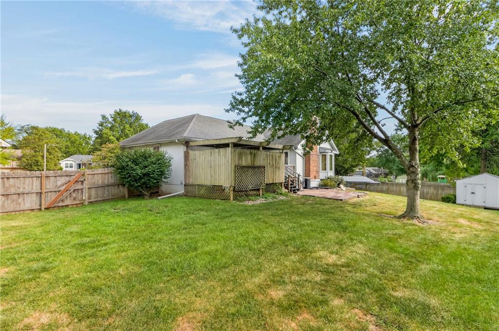 906 Nw Chestnut Circle Property Photo 39