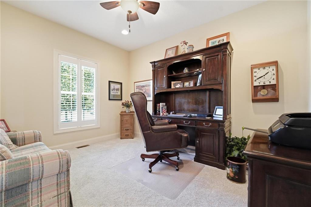 10405 N Saint Clair Avenue Property Photo 34