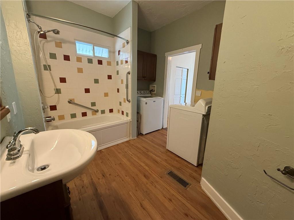 714 W 8th Street Property Photo 15
