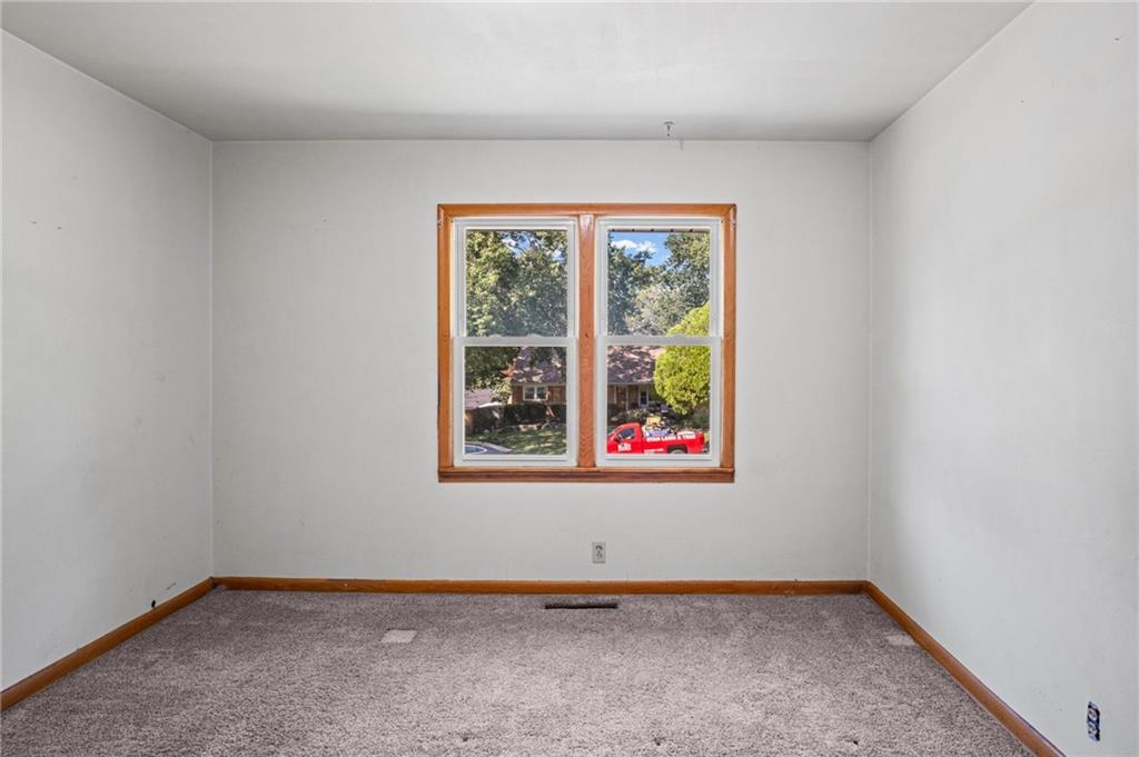 7139 Lafayette Avenue Property Photo 10