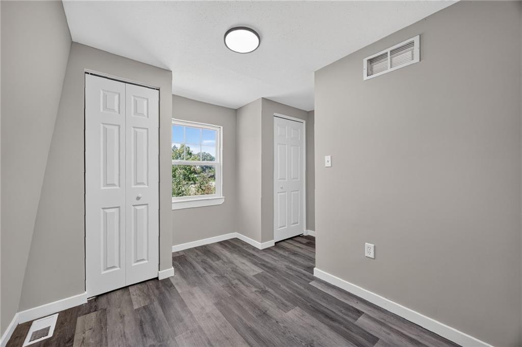 8497 Mockingbird Lane Property Photo 15