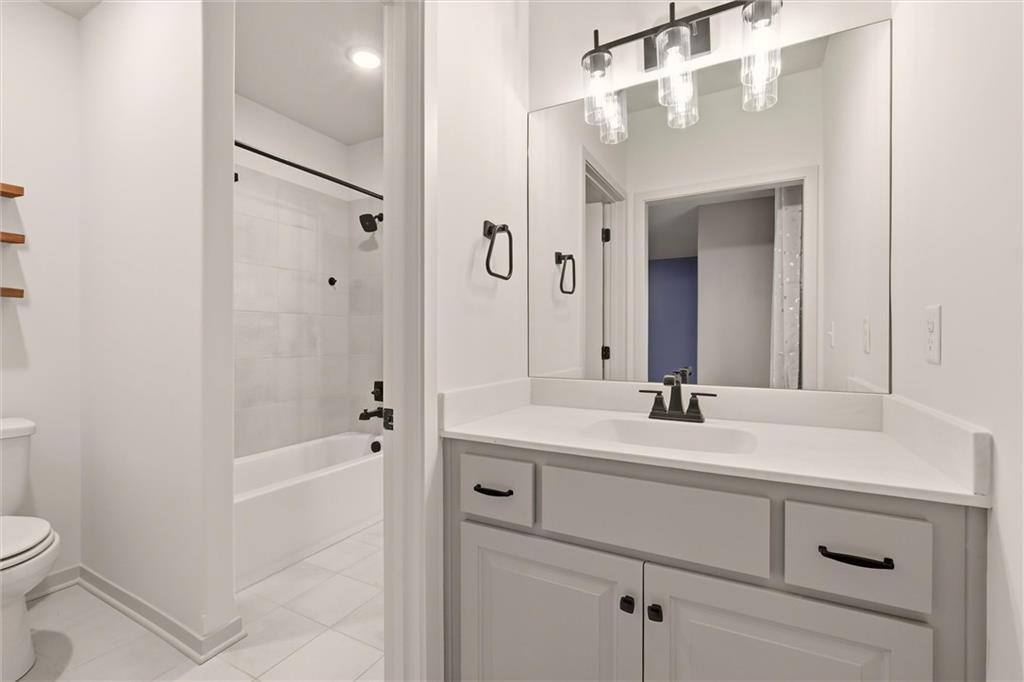 2818 Ne 102nd Street Property Photo 54