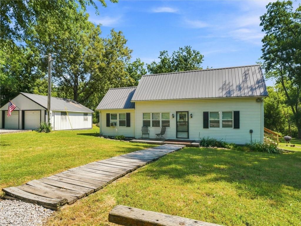 12927 N Garner Road Property Photo 1