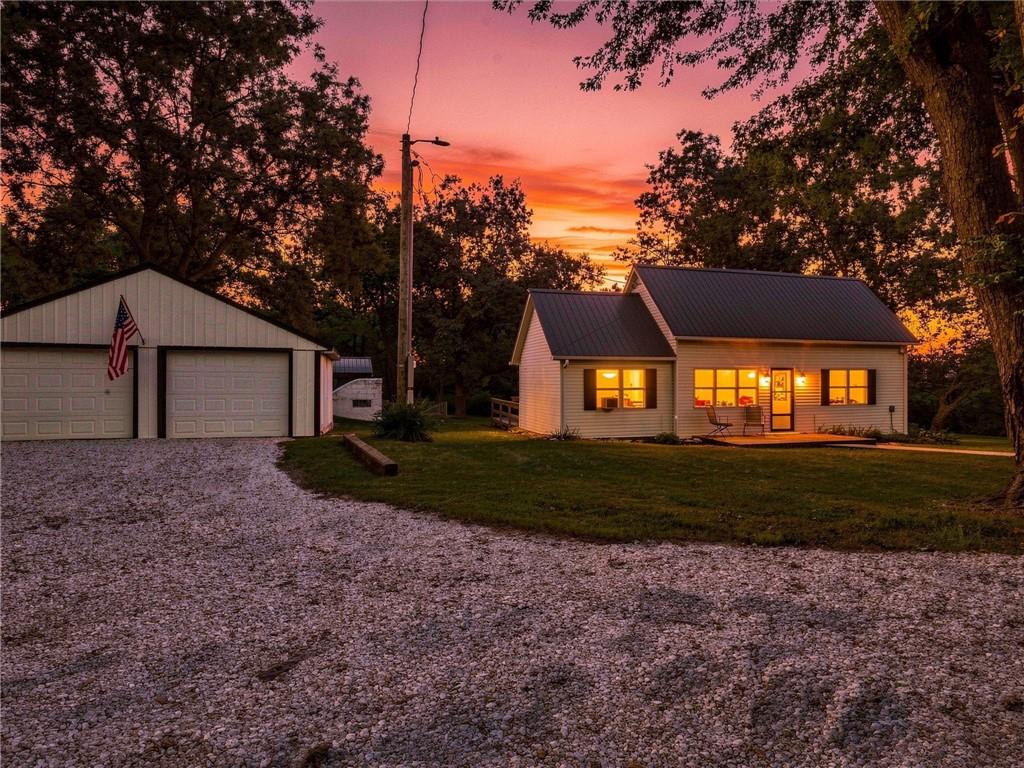 12927 N Garner Road Property Photo 2