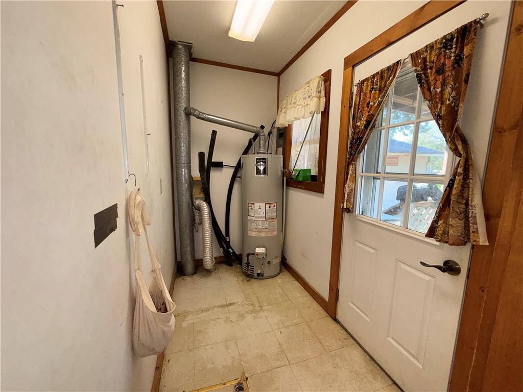 437 Whiting Street Property Photo 9