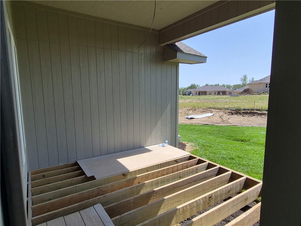 5008 N 146th Street Property Photo 11