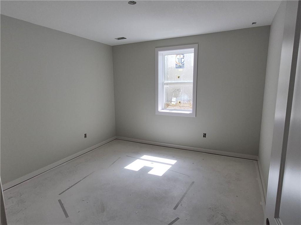5008 N 146th Street Property Photo 26