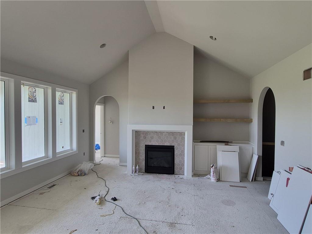 5010 N 146th Street Property Photo 8
