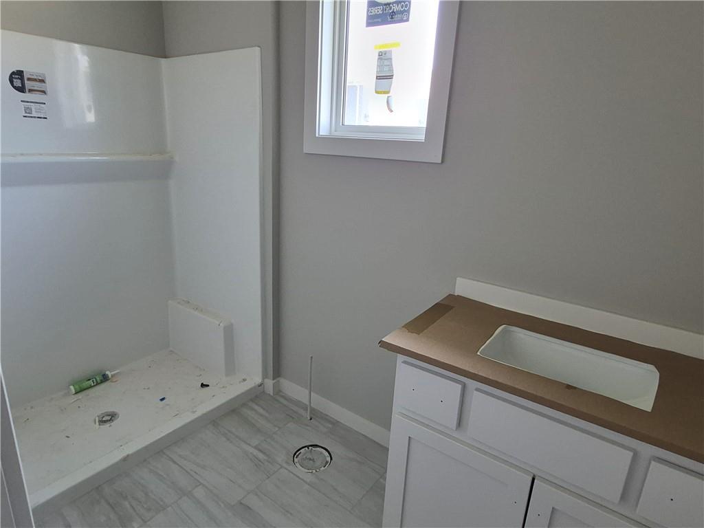 5010 N 146th Street Property Photo 15